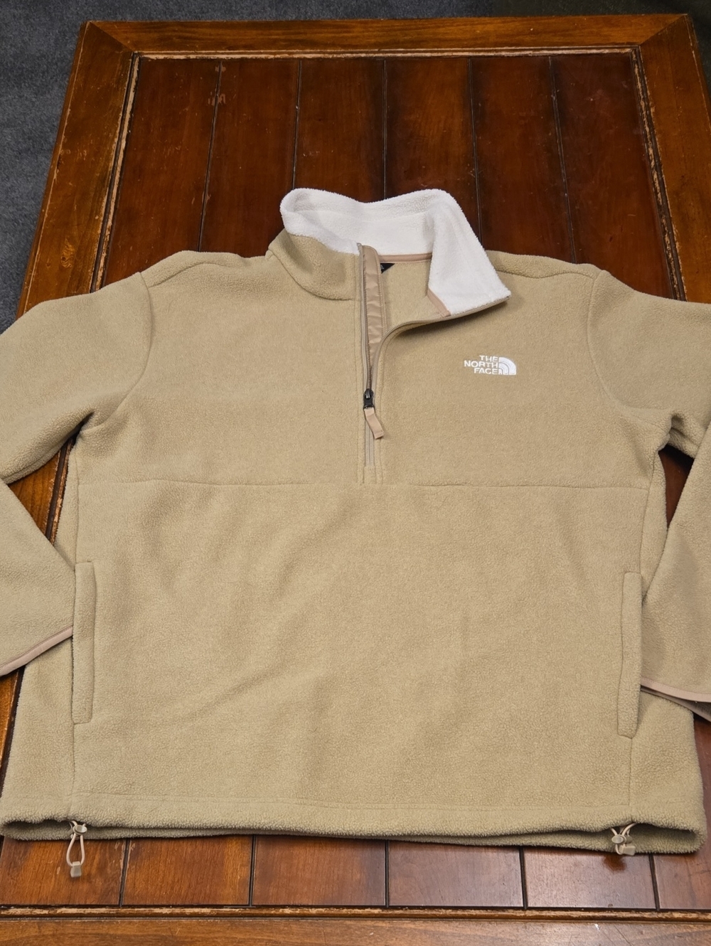 The North Face Men's Beige/Tan Half-Zip Fleece Pullover